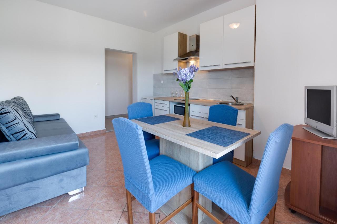 Apartma Family Friendly Seaside Kozino, Zadar - 5756