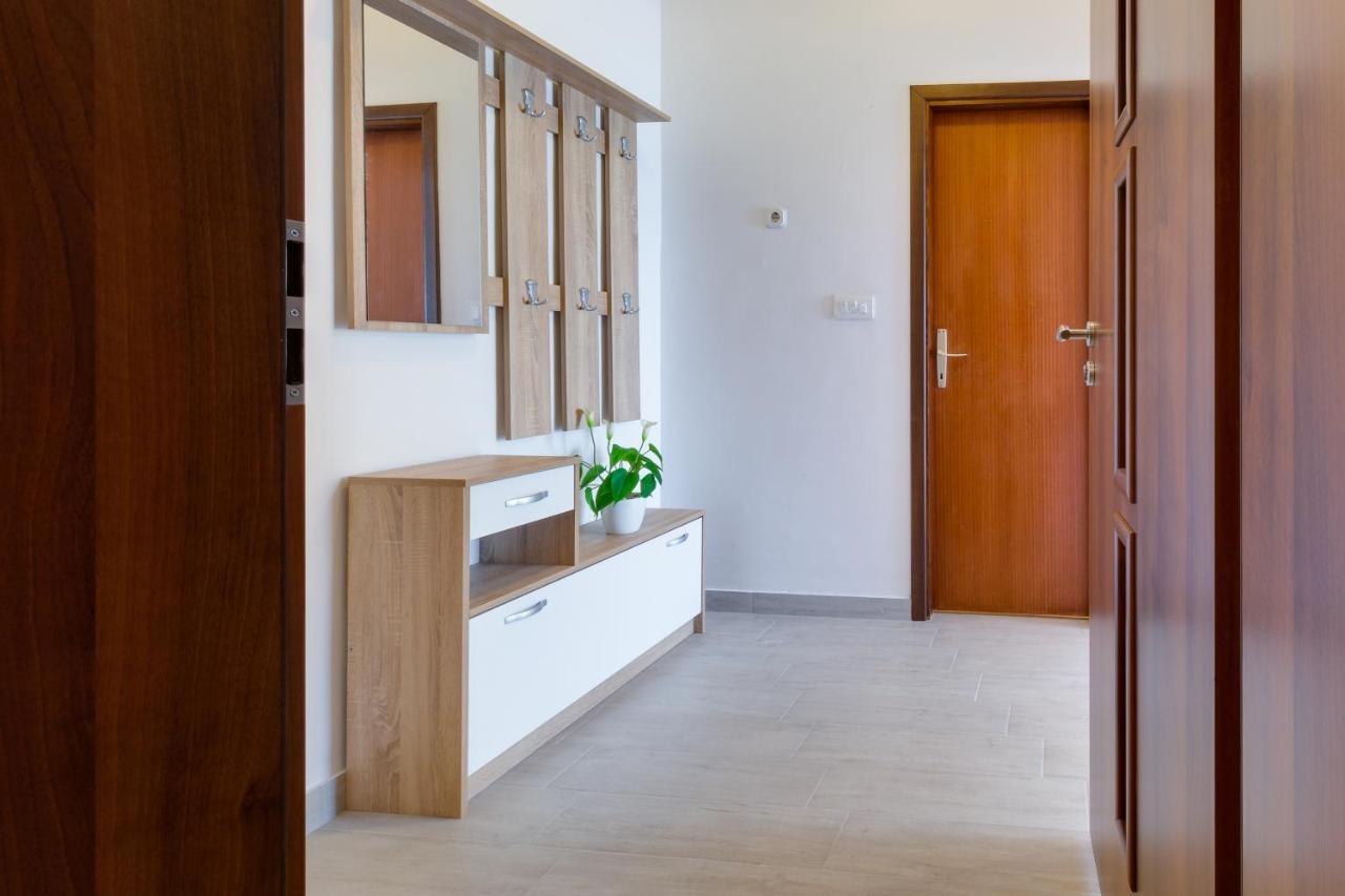 Apartma Family Friendly Seaside Kozino, Zadar - 5756