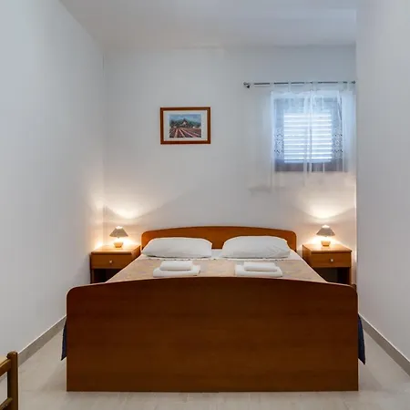 Family Friendly Seaside Apartments Kozino, Zadar - 5756 Petrcane Exterior photo