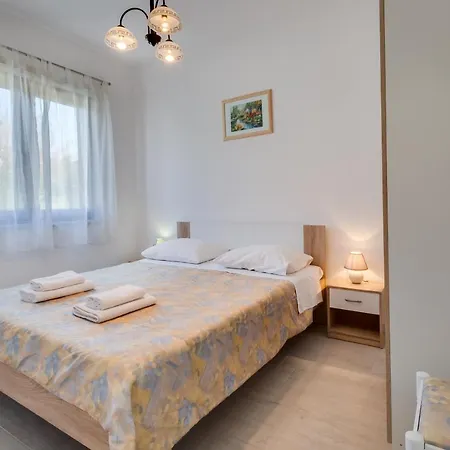 Family Friendly Seaside Apartments Kozino, Zadar - 5756 Petrcane Exterior photo
