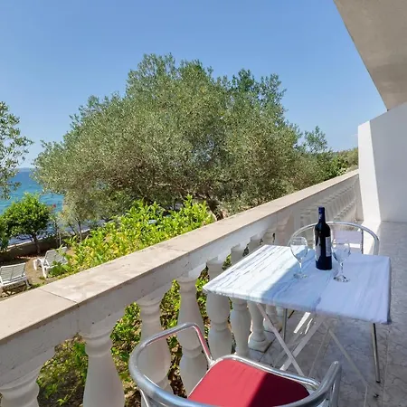 Family Friendly Seaside Apartments Kozino, Zadar - 5756 Petrcane Exterior photo
