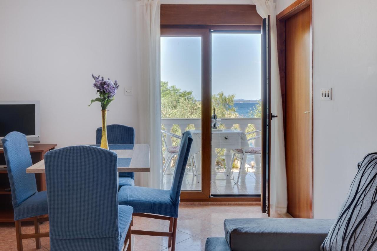 Apartment Family Friendly Seaside Kozino, Zadar - 5756 Petrcane
